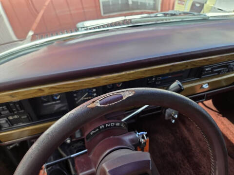 1989 Jeep Grand Wagoneer