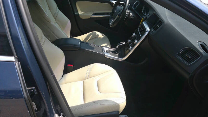 2015 Volvo S60 T5 Drive-E Premier