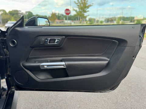 2016 Ford Mustang V6