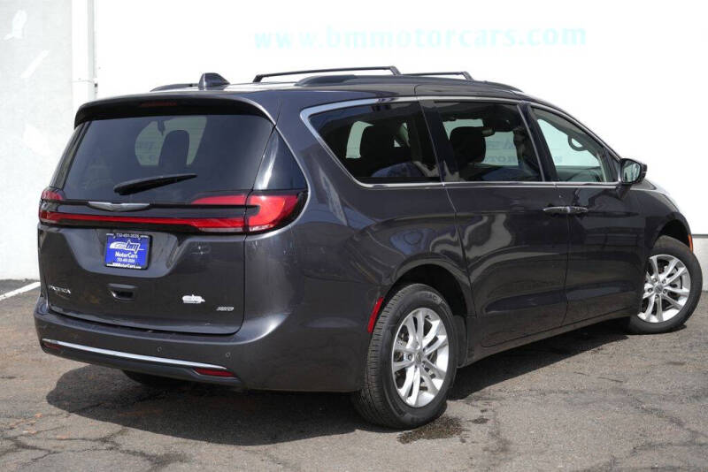 2021 Chrysler Pacifica Touring