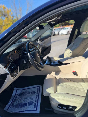 2018 BMW 5 Series 540i