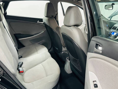2013 Hyundai Accent GS