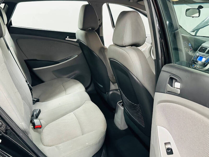 2013 Hyundai Accent GS