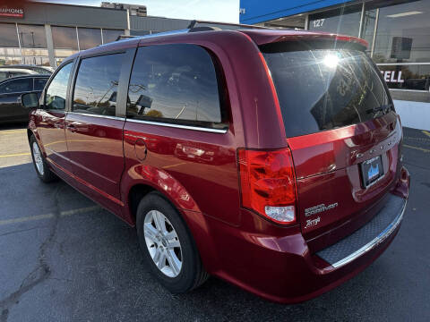 2011 Dodge Grand Caravan Crew