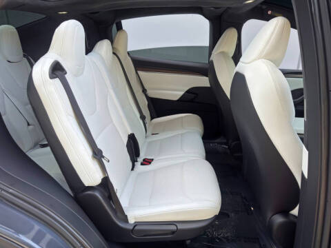2022 Tesla Model X