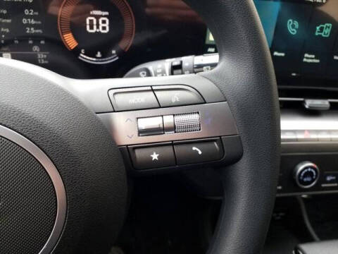 2025 Hyundai Kona SE