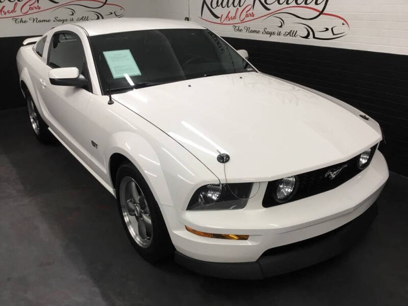2005 Ford Mustang GT Deluxe