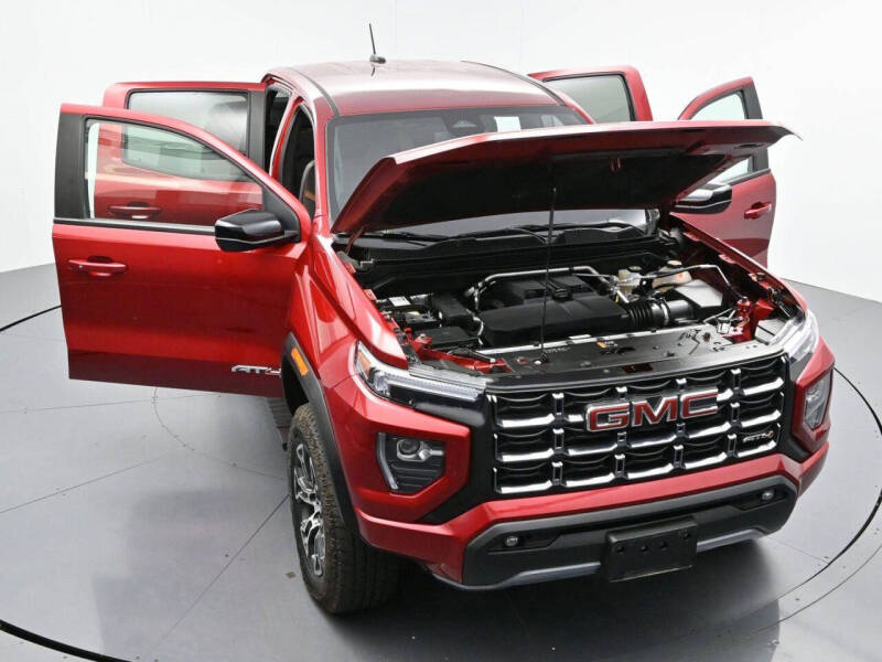 2024 GMC Canyon AT4
