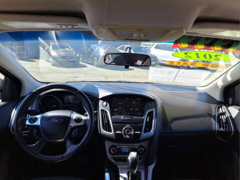 2012 Ford Focus Titanium