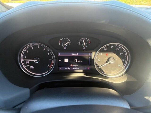 2022 Buick Enclave Essence