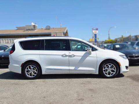 2019 Chrysler Pacifica Limited