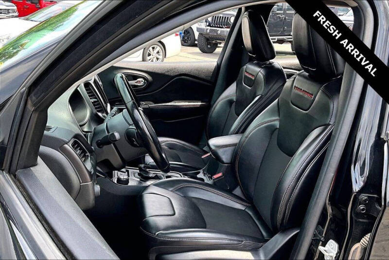 2021 Jeep Cherokee Trailhawk