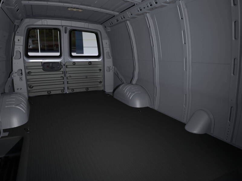 2026 GMC Savana 2500