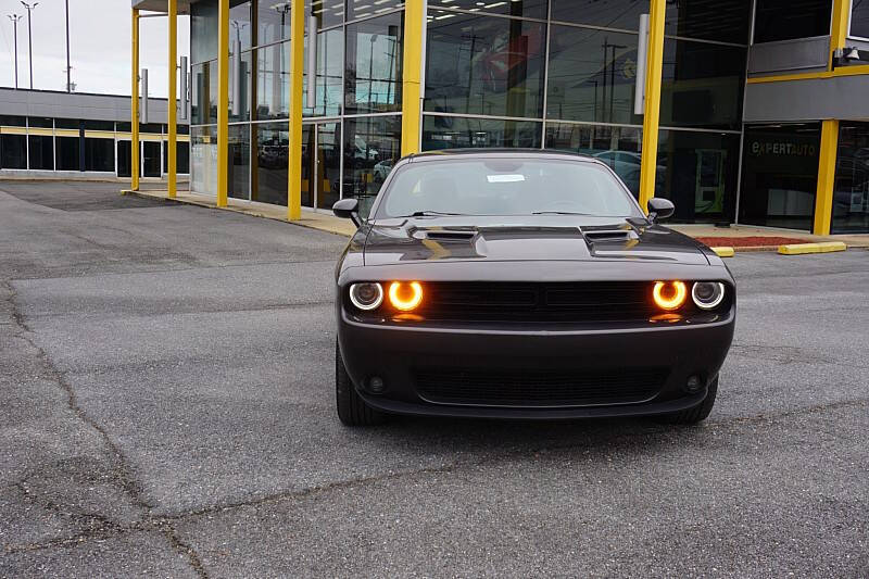 2022 Dodge Challenger SXT