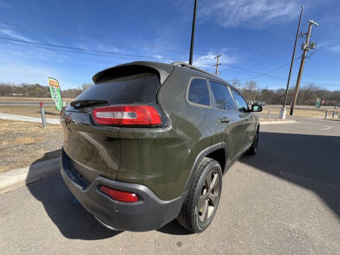 2017 Jeep Cherokee Latitude