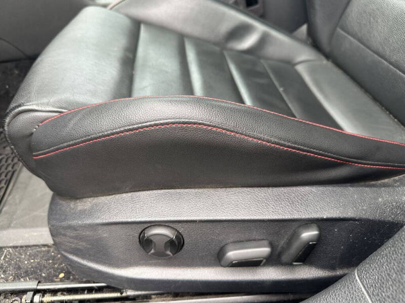 2018 Volkswagen Golf GTI S