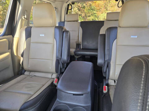 2013 Nissan Armada Platinum