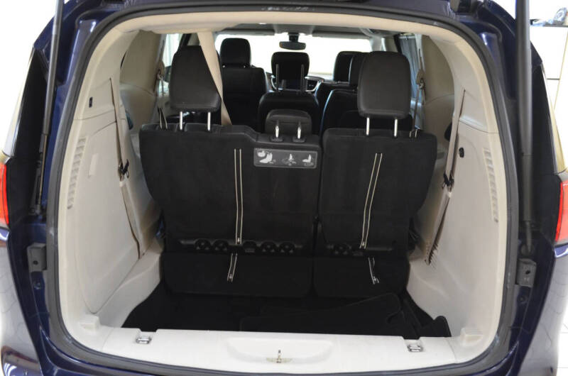 2018 Chrysler Pacifica Touring L