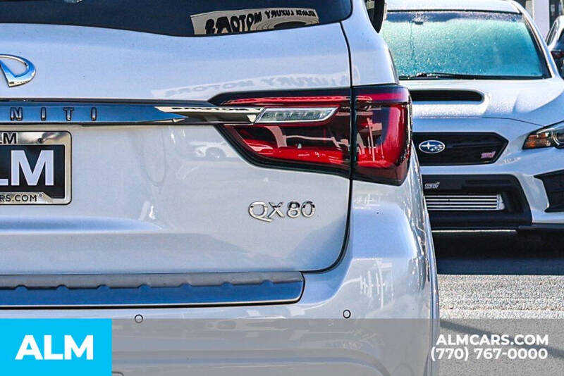 2023 Infiniti QX80 Premium Select