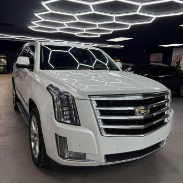 2017 Cadillac Escalade Luxury