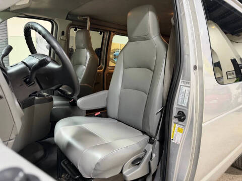 2014 Ford E-Series E-250