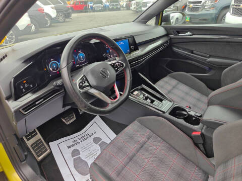 2023 Volkswagen Golf GTI 40th Anniversary Edition