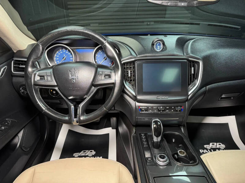 2017 Maserati Ghibli