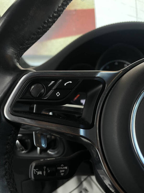 2016 Porsche Macan Turbo