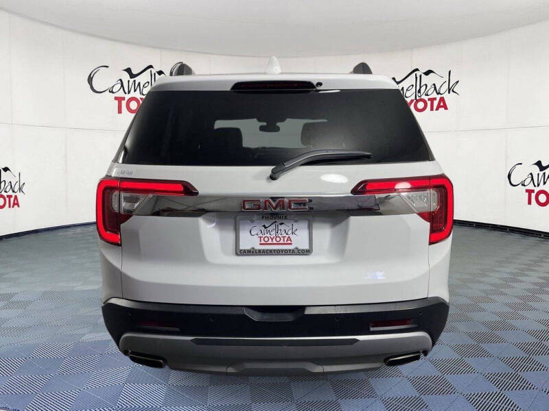 2020 GMC Acadia SLT