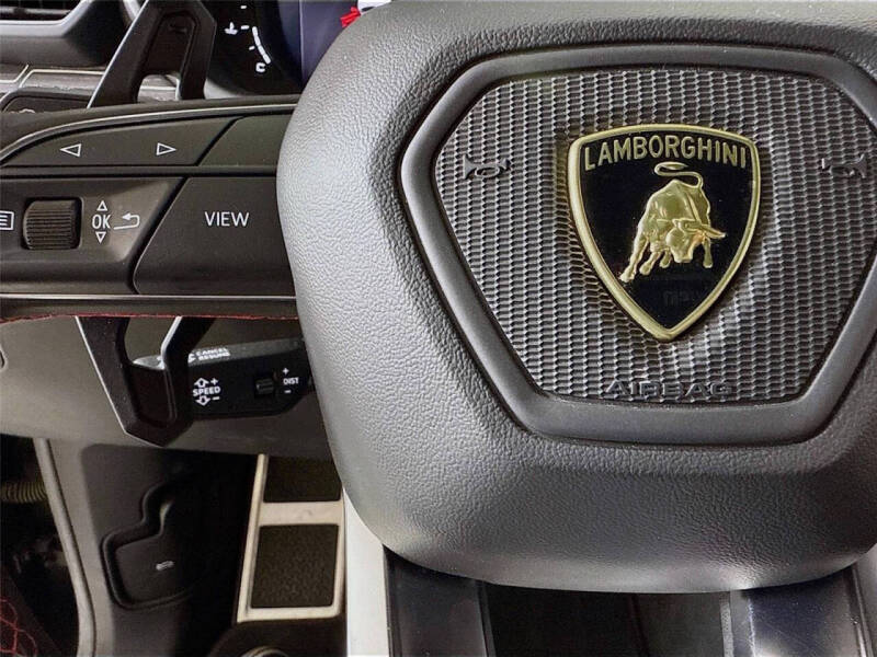 2020 Lamborghini Urus