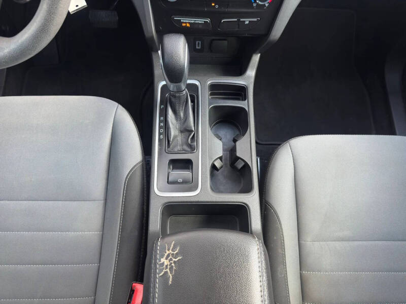 2017 Ford Escape S