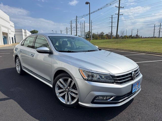 2017 Volkswagen Passat V6 SEL Premium