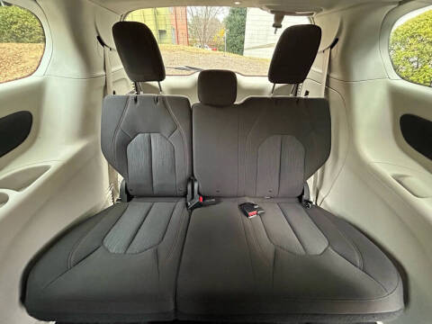 2018 Chrysler Pacifica LX