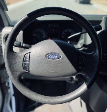 2009 Ford E-Series E-350 SD