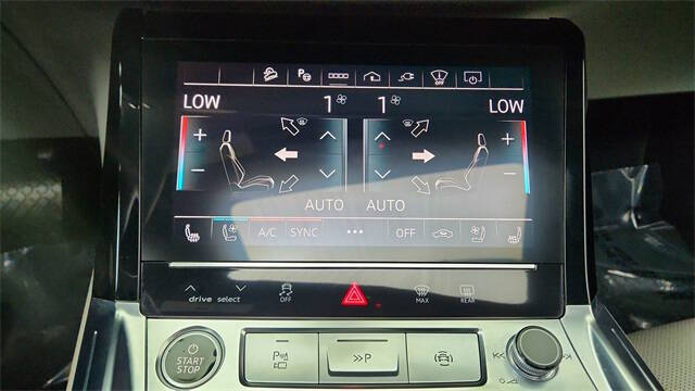 2024 Audi Q8 e-tron quattro Prestige