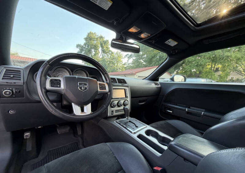 2011 Dodge Challenger SRT8 392