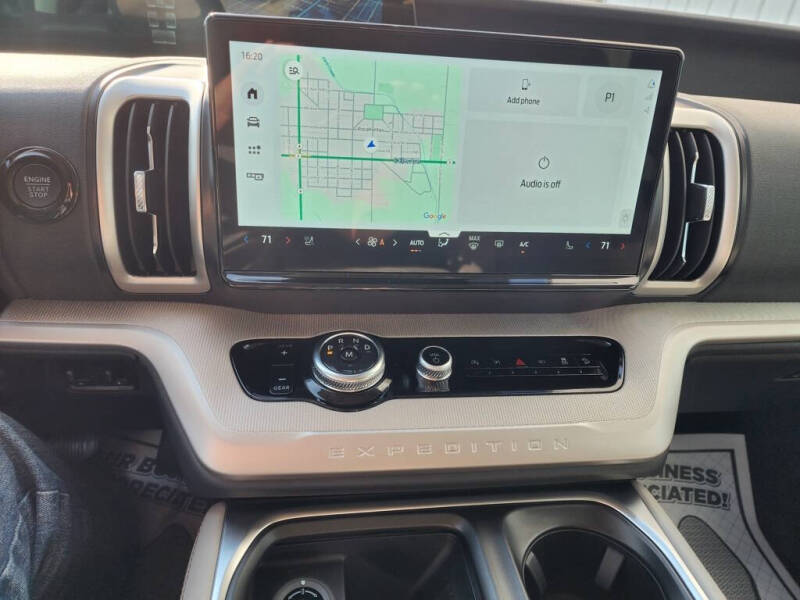 2025 Ford Expedition Active