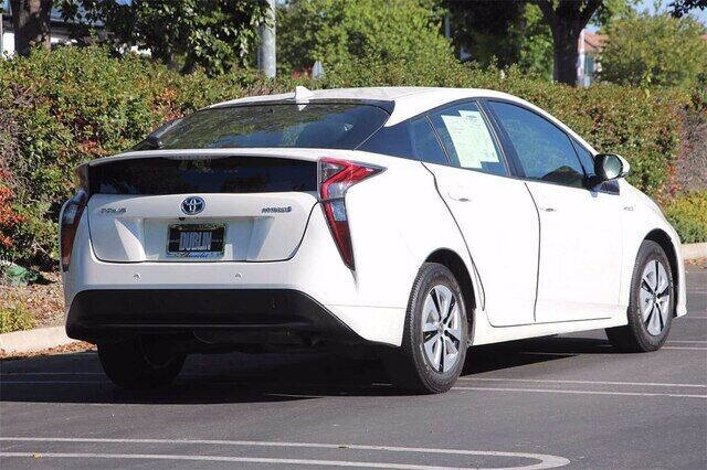 2017 Toyota Prius Two