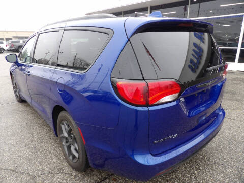 2018 Chrysler Pacifica Touring L