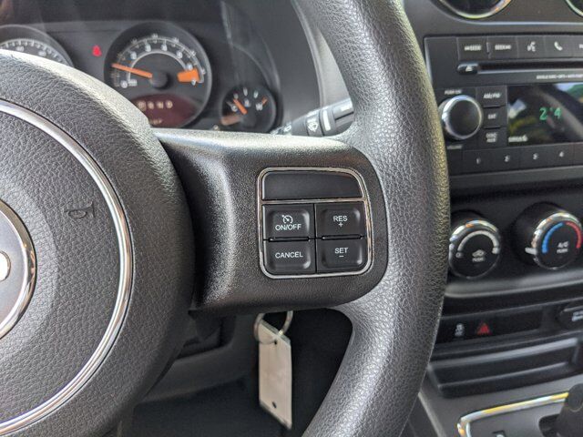 2017 Jeep Compass 23
