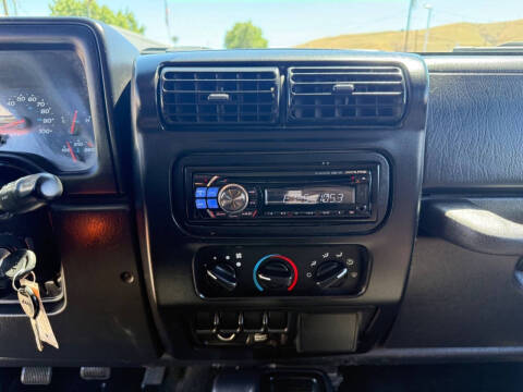 2003 Jeep Wrangler SE