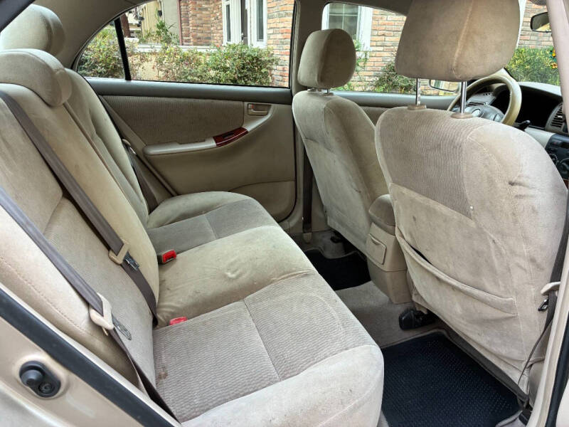 2007 Toyota Corolla LE