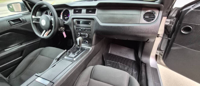 2013 Ford Mustang V6