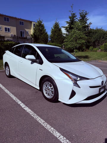 2017 Toyota Prius Two