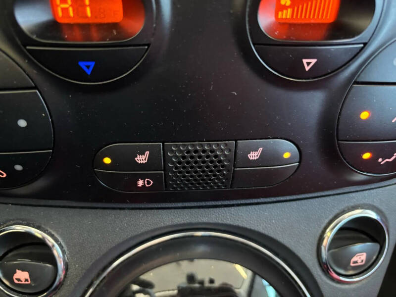 2017 FIAT 500 Lounge