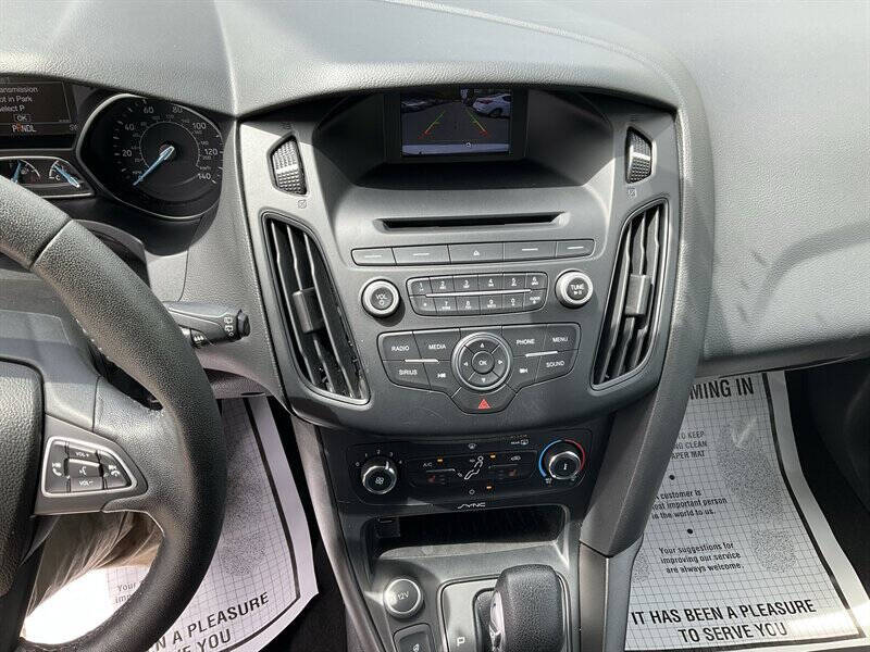 2017 Ford Focus SE