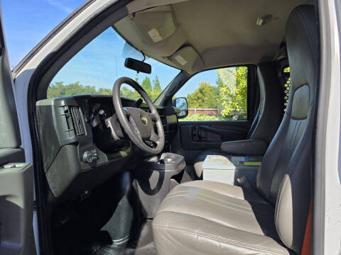 2015 Chevrolet Express 2500