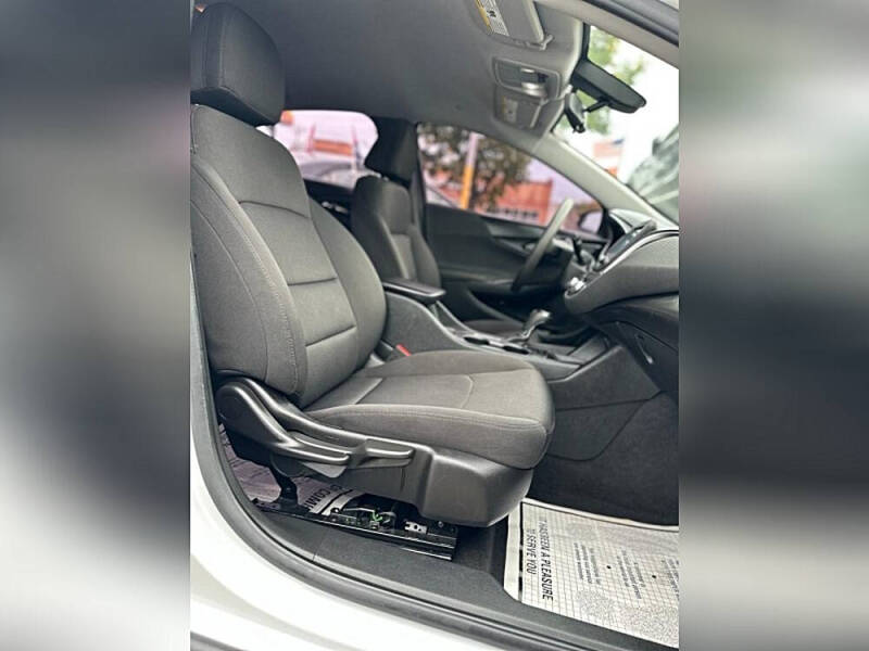 2018 Chevrolet Malibu LS