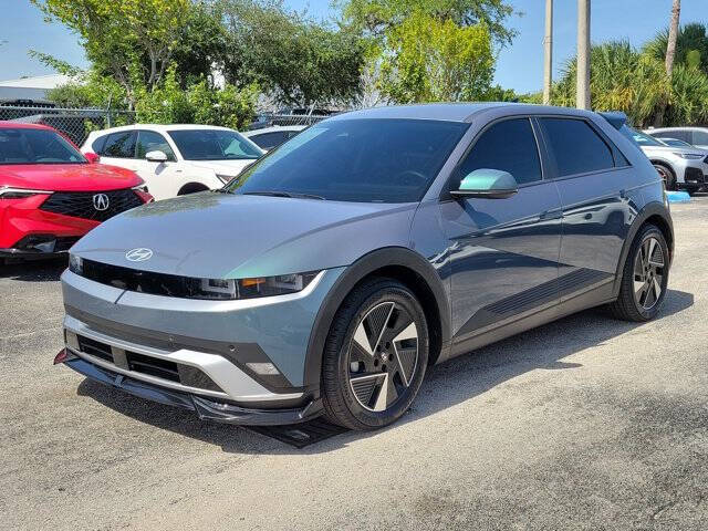 Used 2025 Hyundai IONIQ 5 SE with VIN 7YAKM4DA4SY024466 for sale in Miami, FL