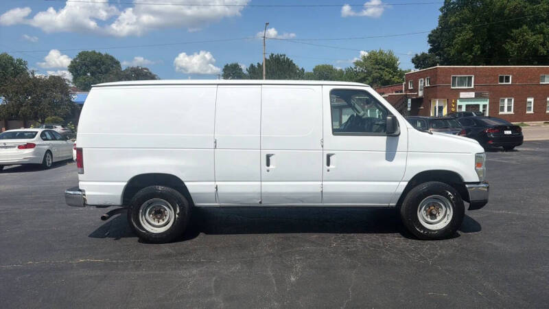 2014 Ford E-Series E-350 SD